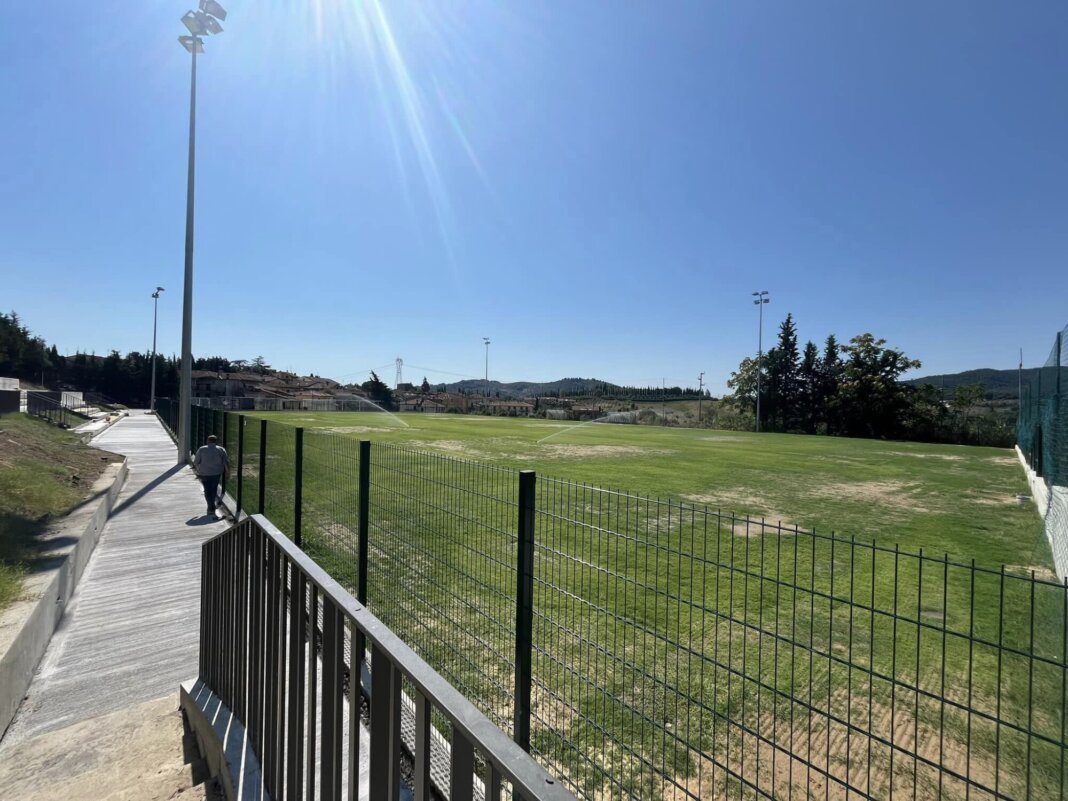 Sorgerà presto il nuovo centro urbano, fra parco urbano e campo sportivo, nella frazione della Serra (Foto FB sindaco Prestanti)