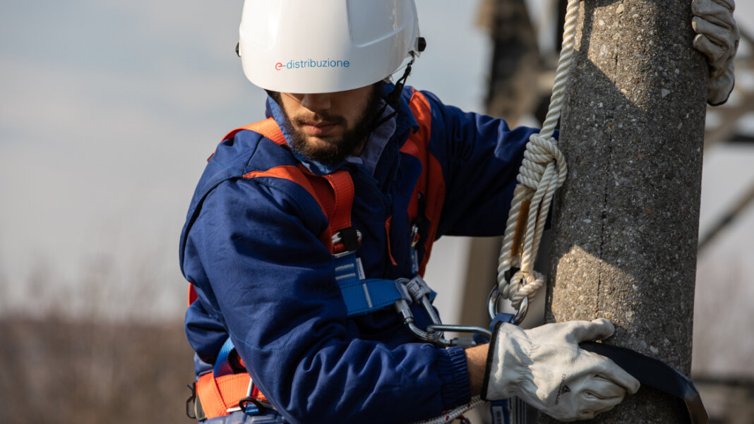 Lavori E-Distribuzione sulla rete, possibili disagi il 29 agosto in due vie di Vernio