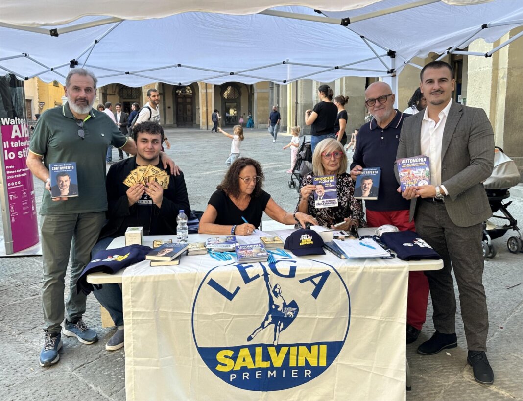 Successo per la mobilitazione della Lega di Prato a sostegno del leader Matteo Salvini