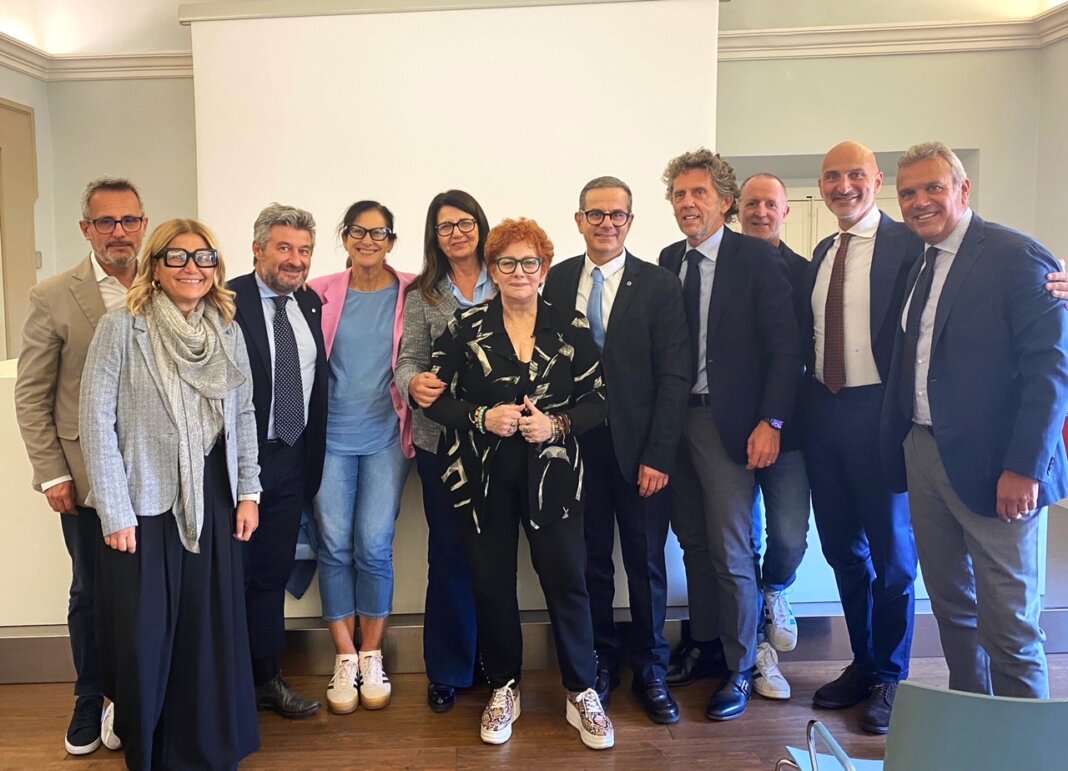 La psicoterapeuta Maria Rita Parsi ospite dei commercialisti pratesi per la festa di San Matteo