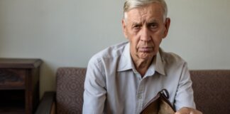 La povertà cronica accelera il declino cognitivo: lo studio della University College London