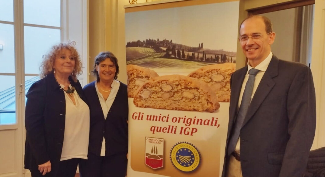 Consumatori e produttori di cantuccini più vicini grazie a un accordo siglato in Regione dopo la concessione del marchio Igp.