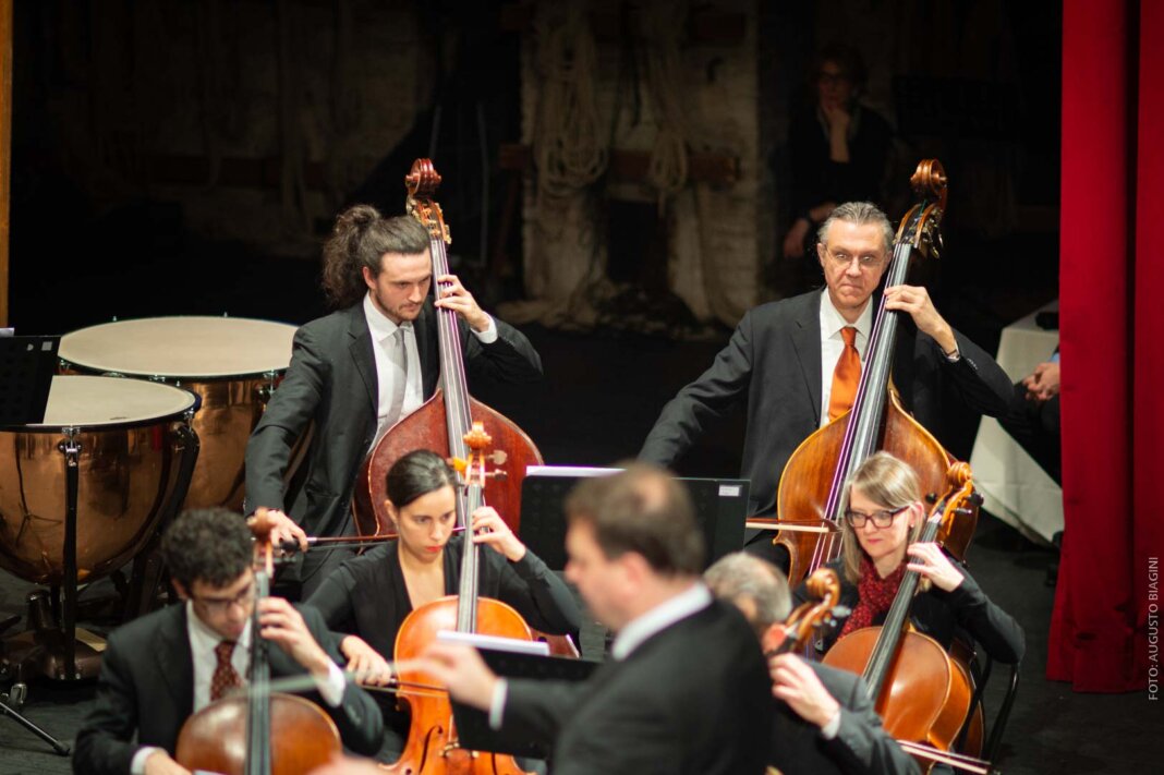 La Camerata strumentale di Prato in concerto per San Silvestro al Politeama