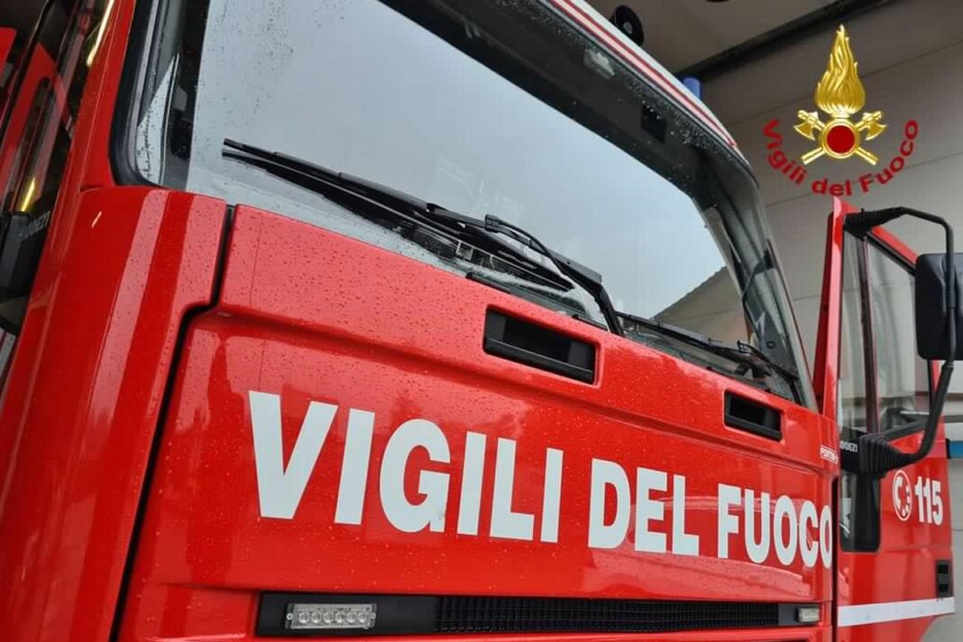 Tragedia in Friuli, famiglia intossicata da monossido: morta la madre. Allarme partito dalla Toscana