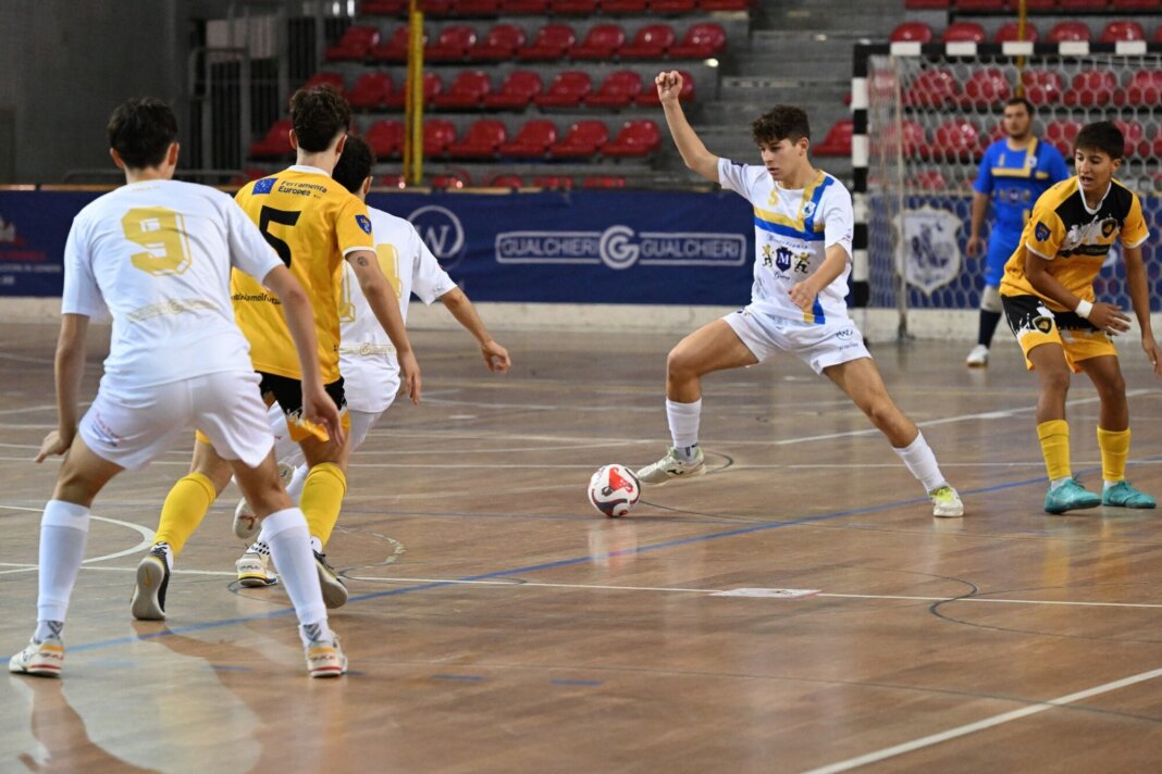 Montebianco Prato Calcio a 5 di A2 nelle Marche per lo scontro al vertice