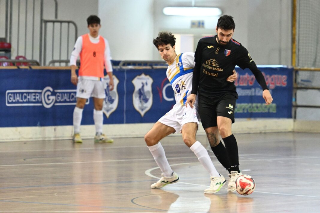 C'è l'Atlante Grosseto sul cammino del Montebianco Prato Calcio a Cinque