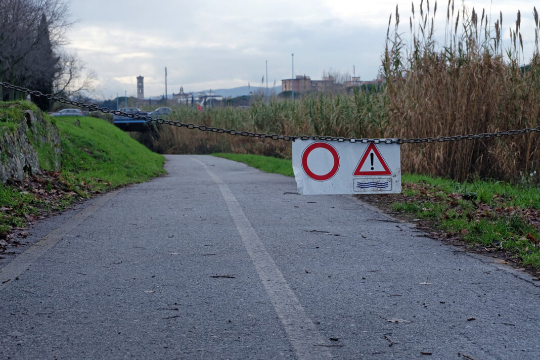 Maltempo, chiuse per evitare rischi alcune strade della zona sud di Prato