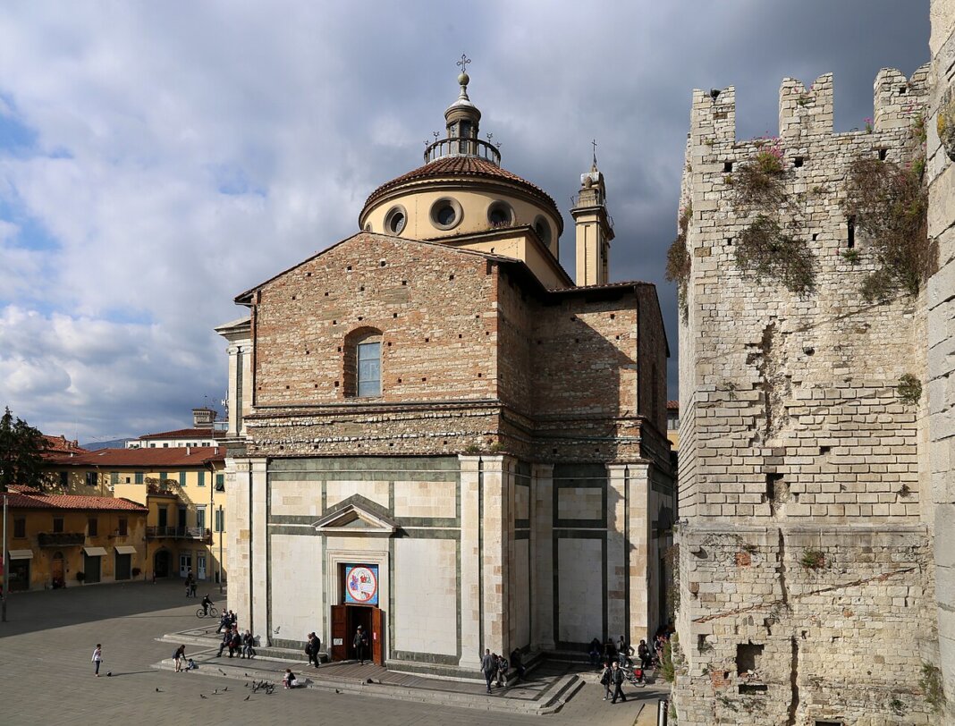 Santa_maria_delle_carceri,_esterno,_02