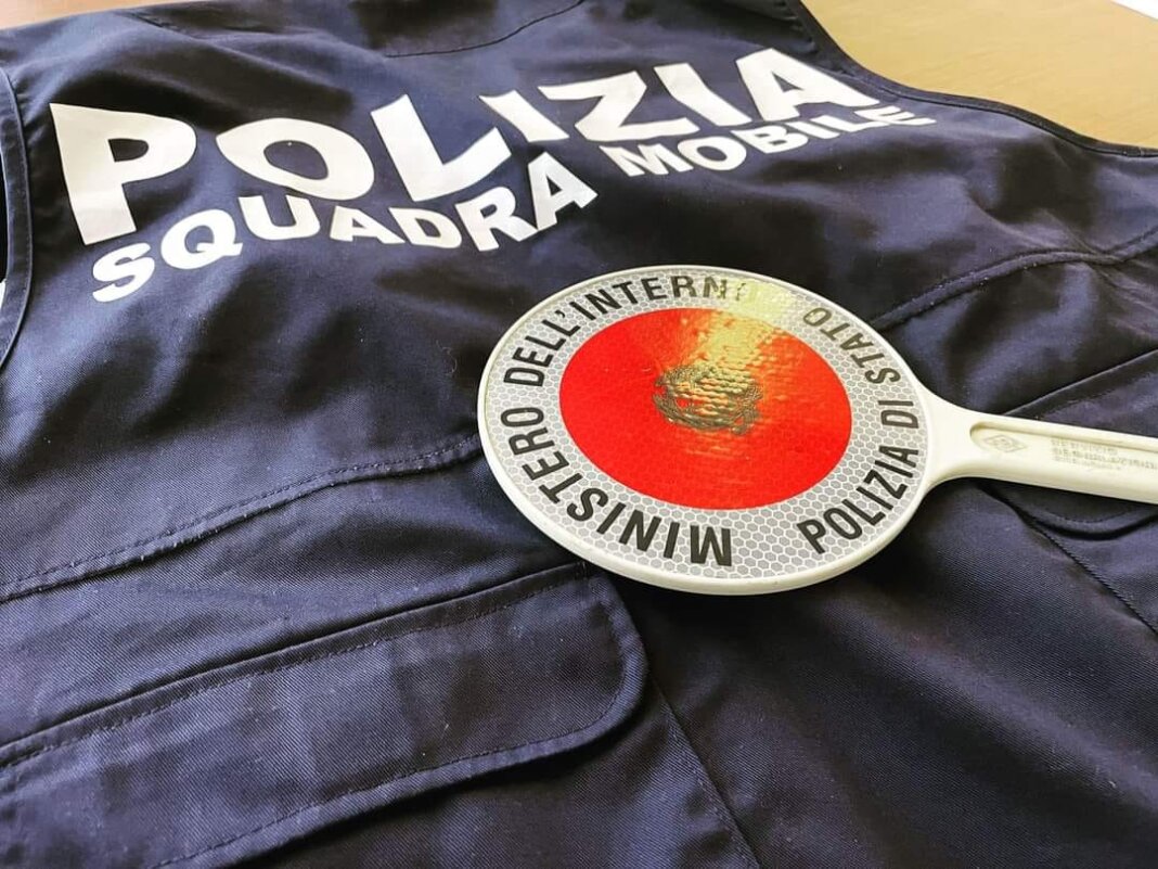 Un altro agguato a colpi di pistola: ferito a ridosso del centro un 47enne cinese