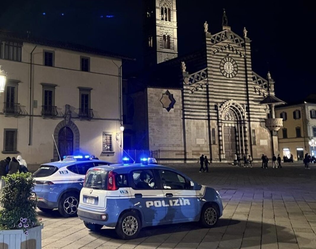 Spara alla testa di una donna dopo una rapina andata male: caccia all'uomo a Prato