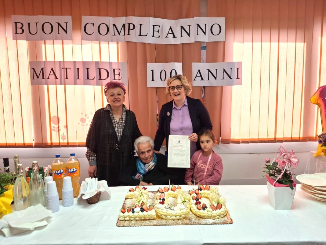 la festa per i 100 anni di Matilde Langianni