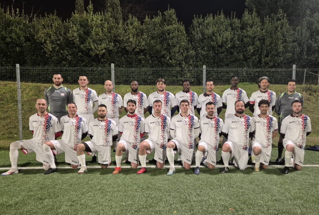 Uisp Prato, senza vinti né vincitori la sfida al vertice fra Bellini Giacomo Bacchereto e Kickers Narnali