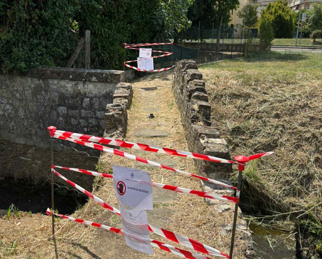 passerella sul rio Montiloni