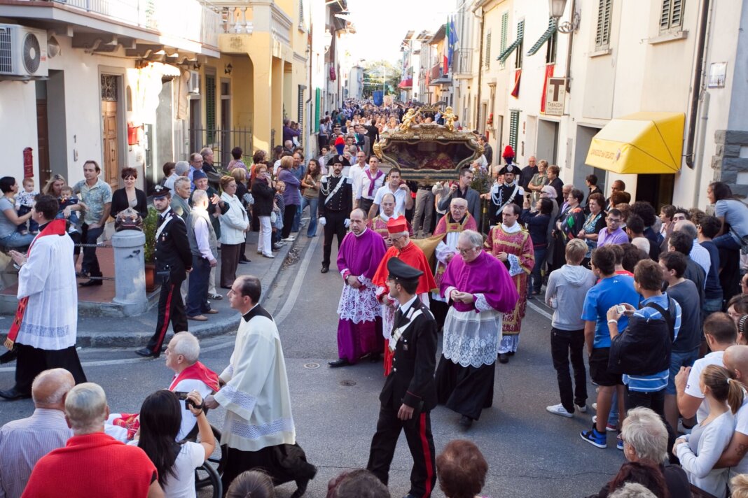 processione san pio a iolo anno 2010