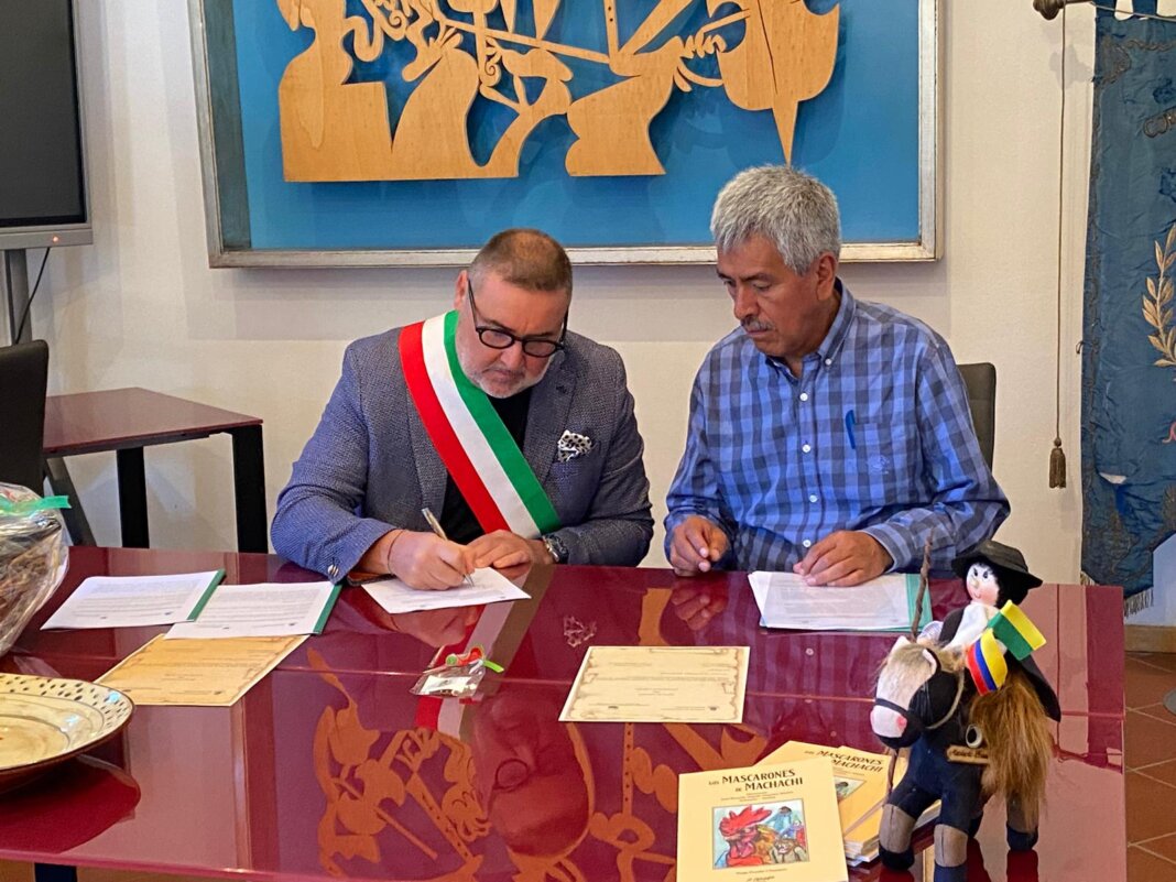 Firmato il patto di amicizia fra Cantagallo e il Cantón Mejía dell'Ecuador