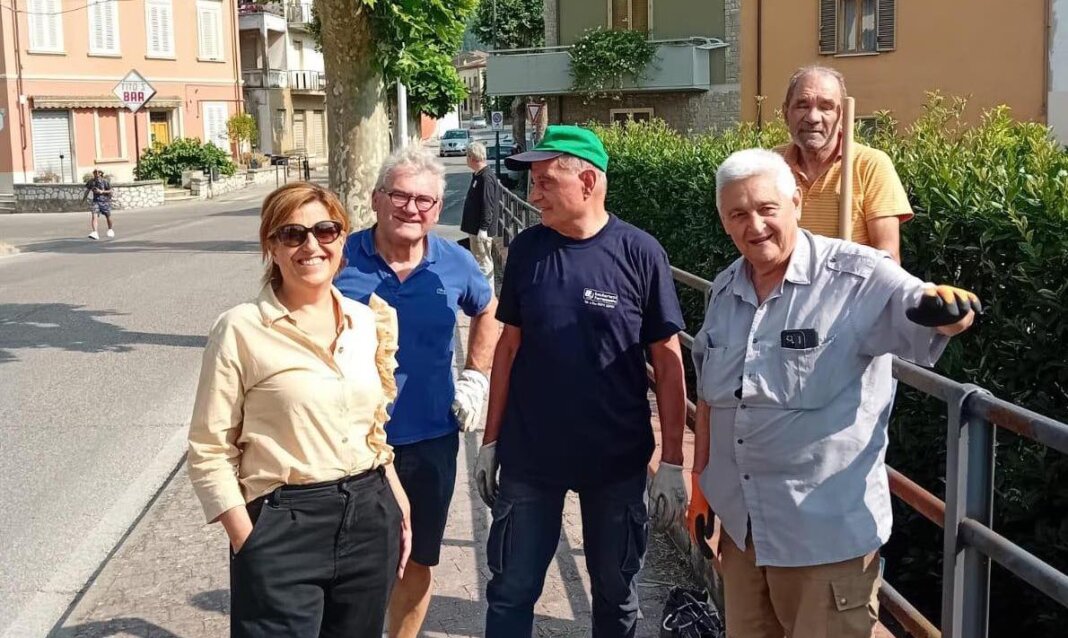 Assessori e consiglieri camerieri per un giorno per il progetto 'Cittadinanza attiva'