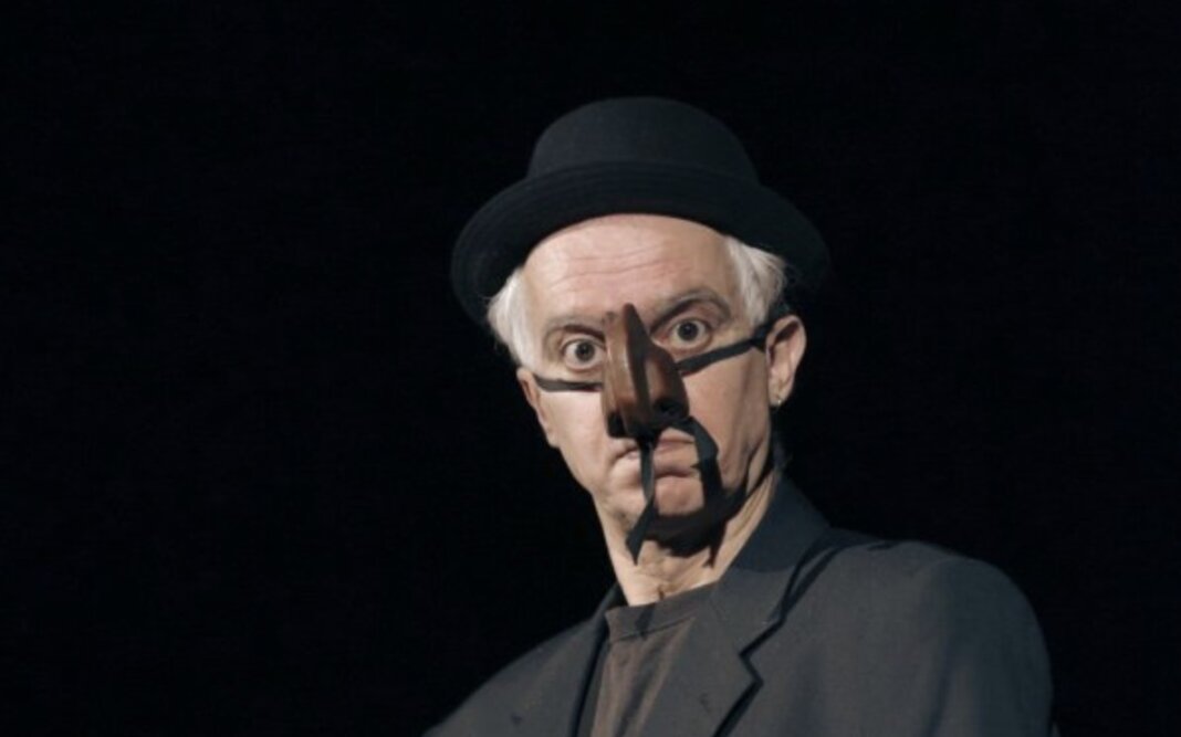 'Trash test', al Magnolfi il nuovo monologo di Andrea Cosentino