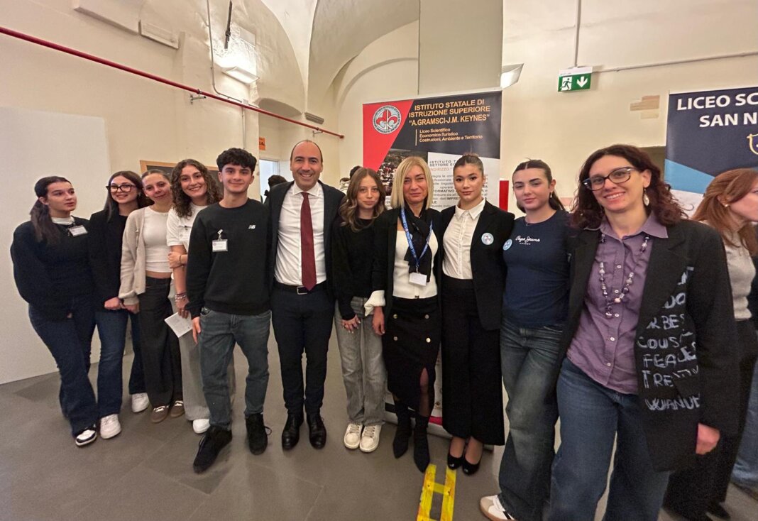 Successo a Palazzo Banci Buonamici per l'iniziativa di orientamento della Provincia
